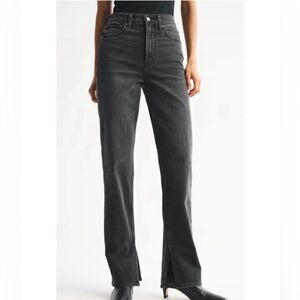 Abercrombie 90s Ultra High Rise Straight Jeans